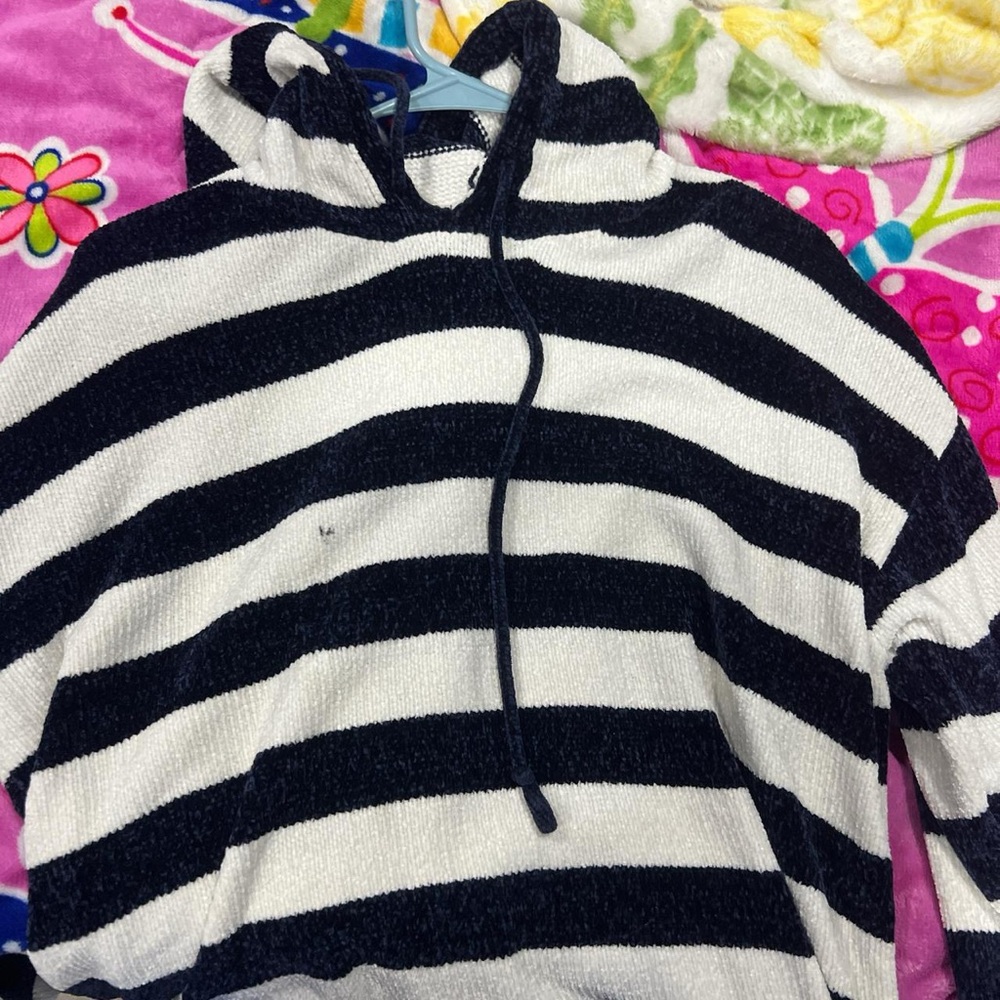 Striped Black and White Women's Sweater